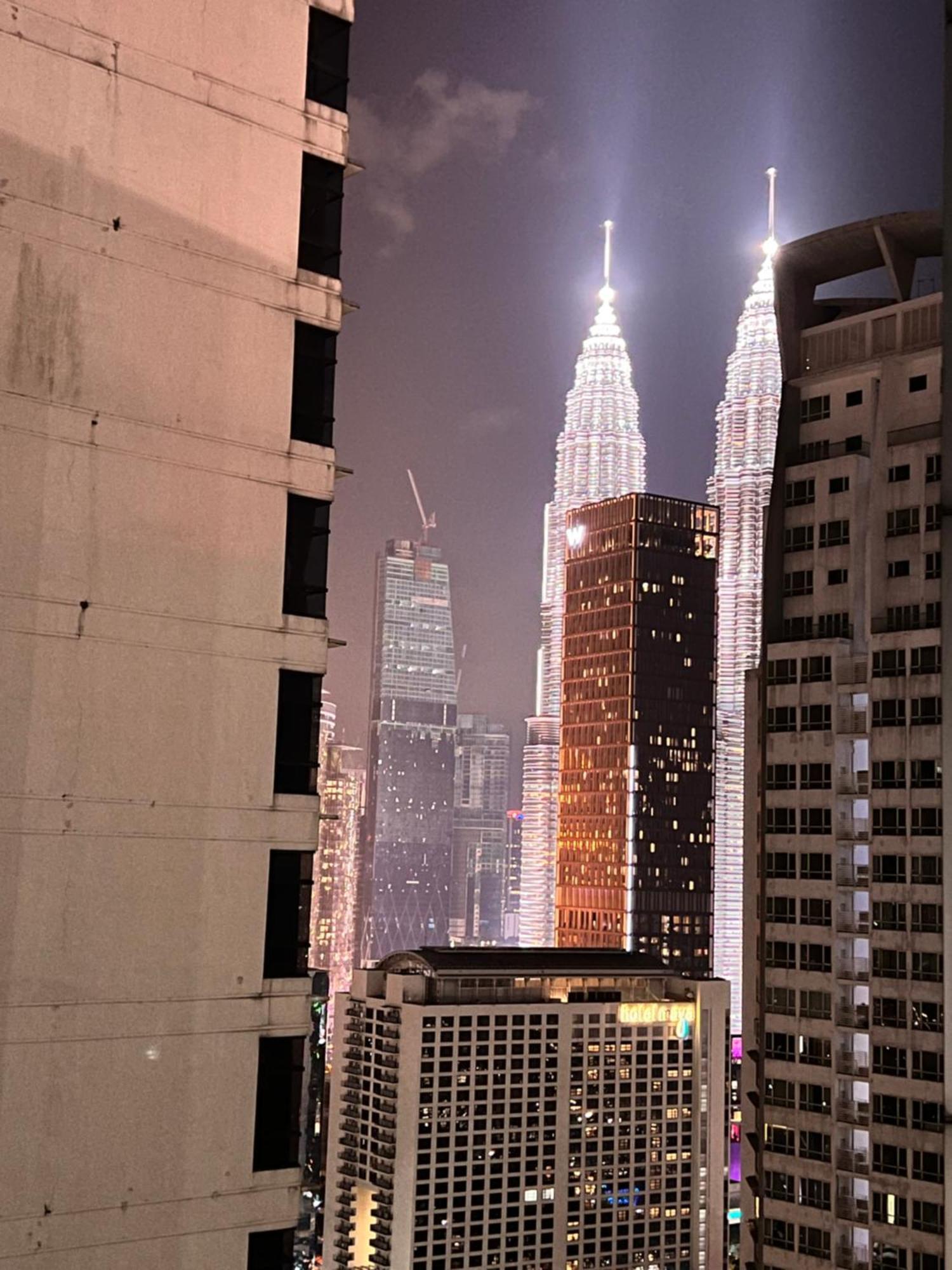Mercu Summer Suites Klcc By Tasrifa Kuala Lumpur Zewnętrze zdjęcie